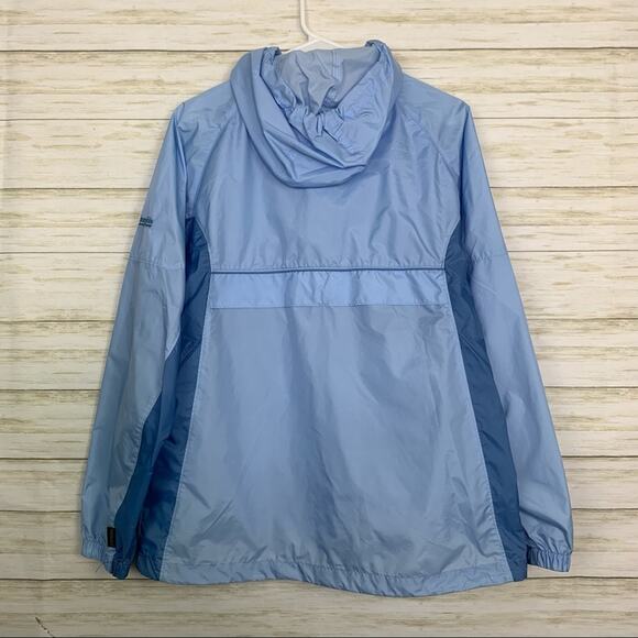 Columbia Two-Tone Blue Nylon Windbreaker Jacket - Picture 6 of 7